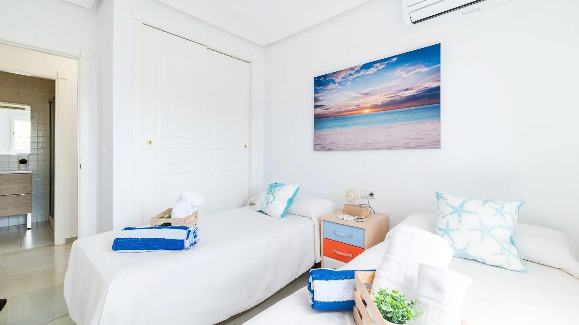 Marina Azul Atico Junto Al Mar En Salobrena Con Parking Gratis Daire 0*,  İspanya