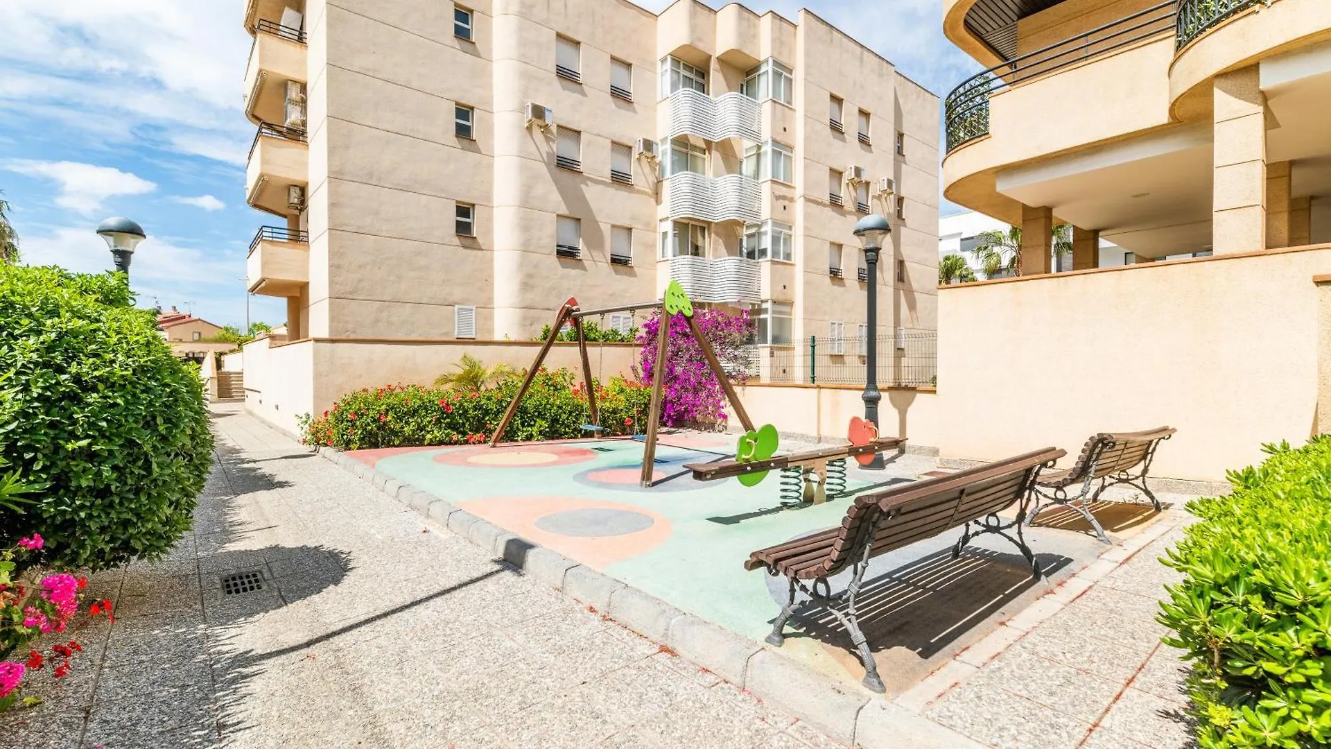Marina Azul Atico Junto Al Mar En Salobrena Con Parking Gratis Daire 0*,  İspanya